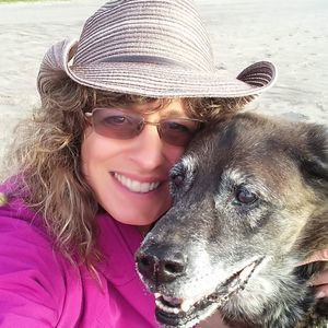 Meet your Posher, Lori